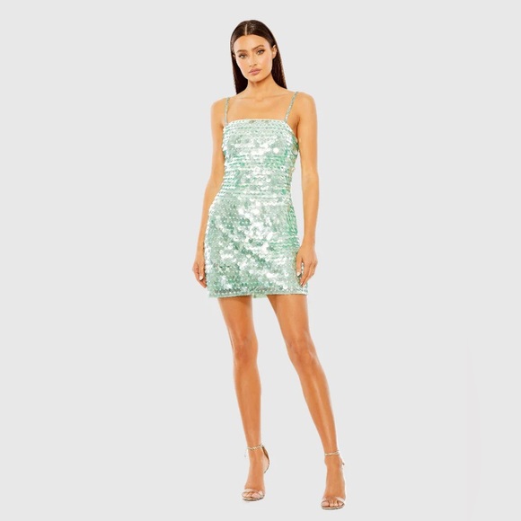 MAC DUGGAL
Slim Strap Paillette Sequin Mini Dress - Picture 1 of 17